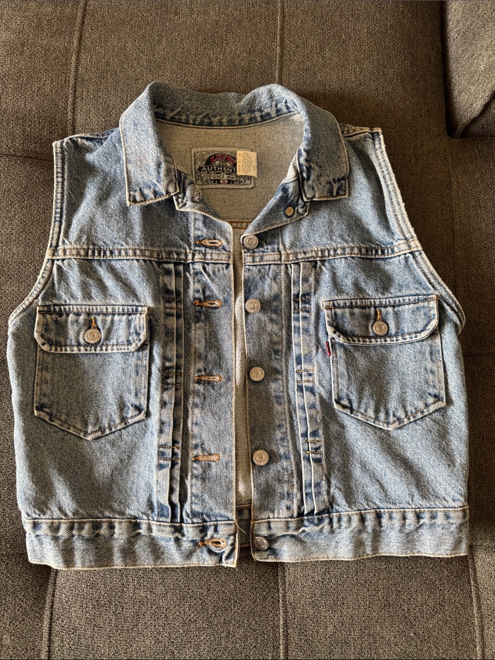 Vintage Levi’s 90s Denim Vest Buckle-Back